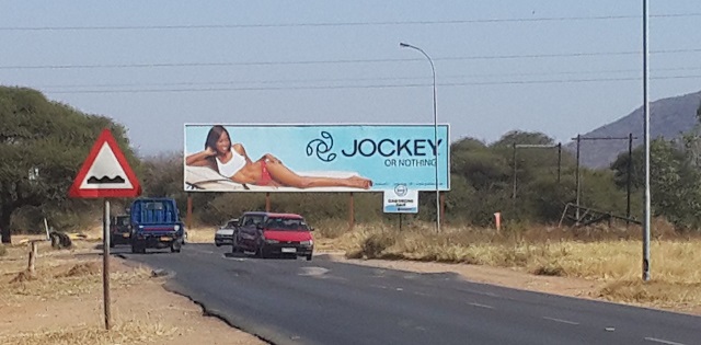 Jockey billboardin Botswana - Jockey or nothing