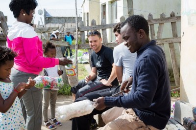 People Making EcoBricks at Penguins Preschool. Photo by Threeclouds Photography People Making EcoBricks at Penguins Preschool. Photo by Threeclouds Photography
