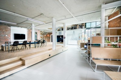 Saatchi & Saatchi BrandsRock new interior by Inhouse Brand Architects 02