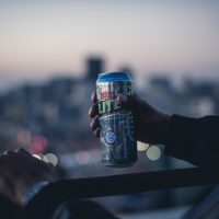 Castle Lite Extra Cold Grip 04