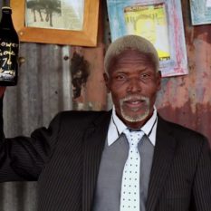 Soweto Gold '76: hero with signed bottle